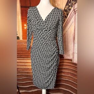 Lauren Ralph Lauren Elegant Black and White Chain Link Dress, size 6 slip on off